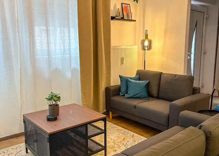 Neckarloft - Im Herzen Der Altstadt グンデルスハイム